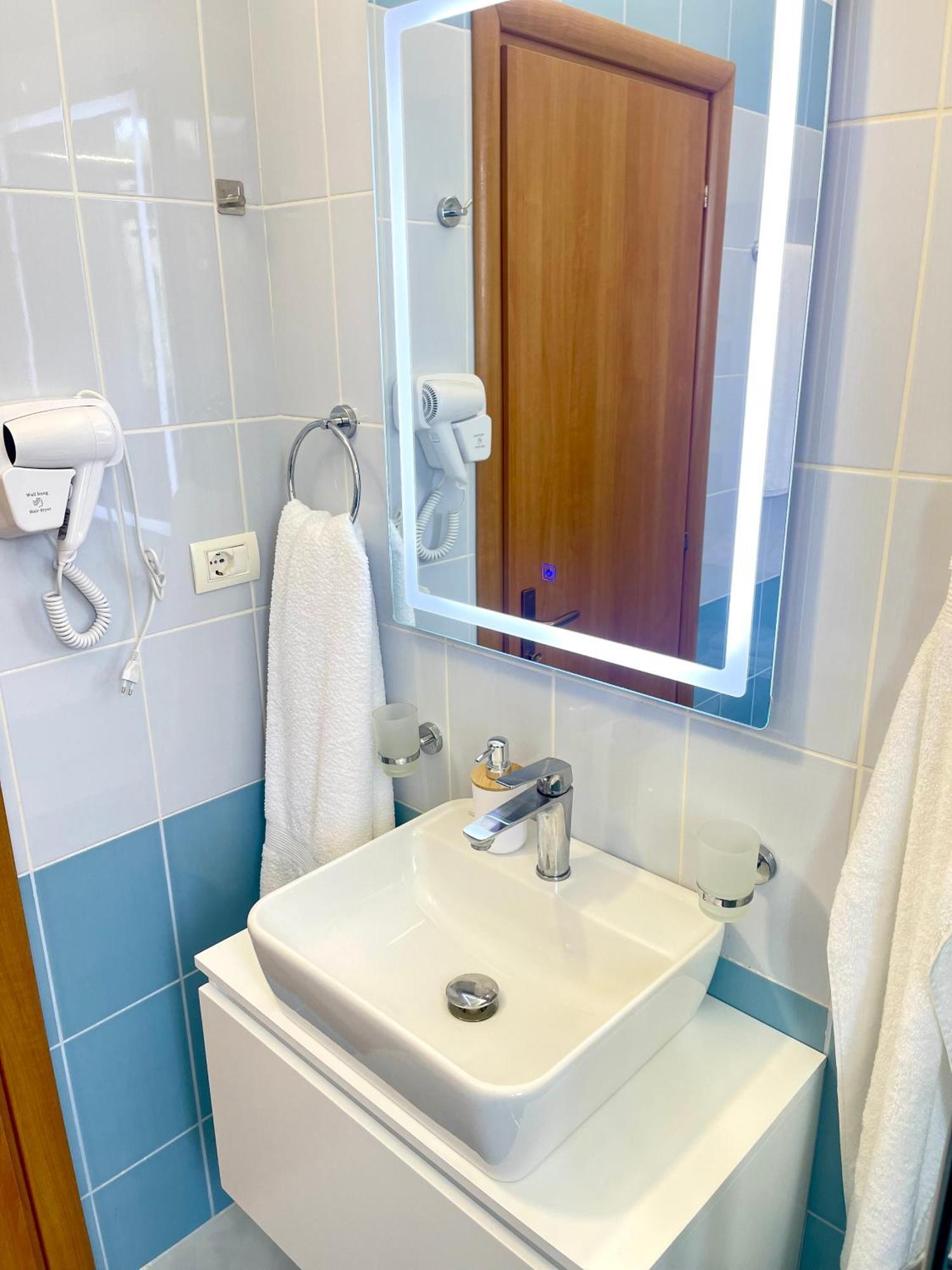 Onde Del Mare Apartment Саранда Екстер'єр фото