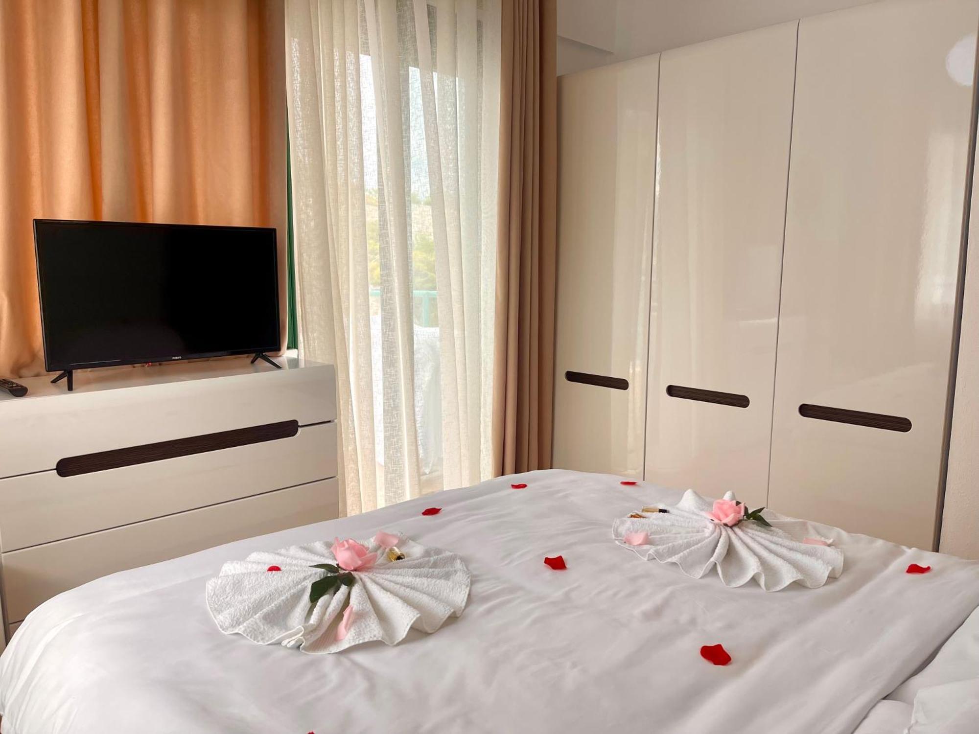 Onde Del Mare Apartment Саранда Екстер'єр фото